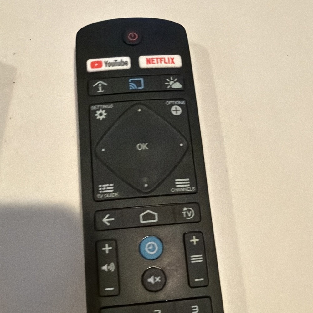 Lot of 14 TV Streaming Remotes Roku Amazon Sony Vizio Philips GE UNTESTED - Picture 14 of 15